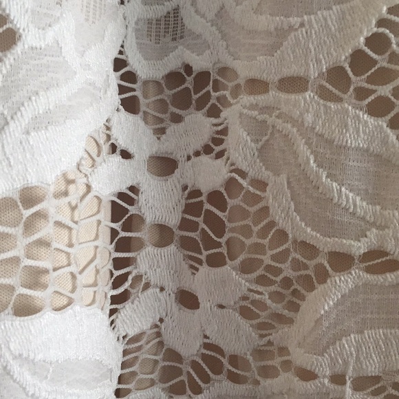 🆕 Speechless® Ivory ~ Nude Sleeveless Dress - Picture 3 of 7